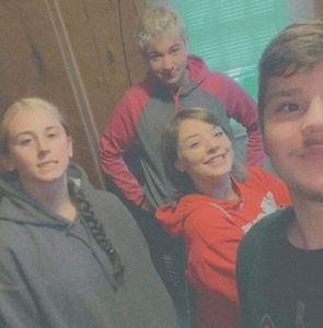 Meet your Posher, Ashton